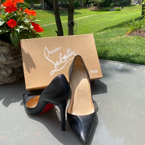 Christian Louboutin black pumps - Picture 6 of 12
